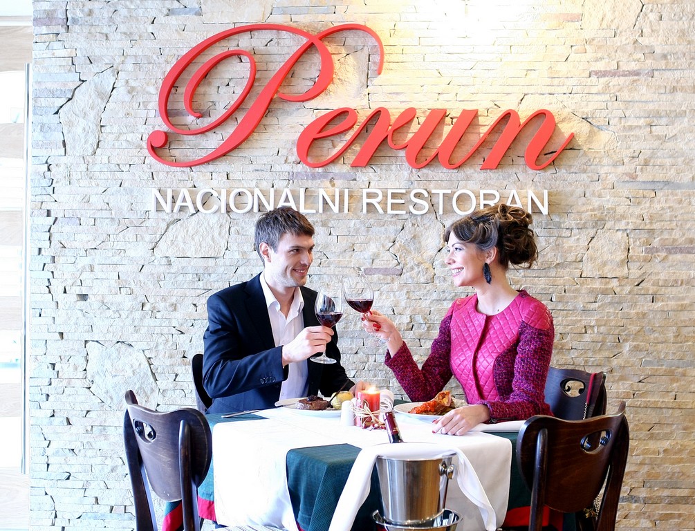 RESTORAN PERUN