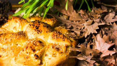 CHRISTMAS LIKE AT HOME